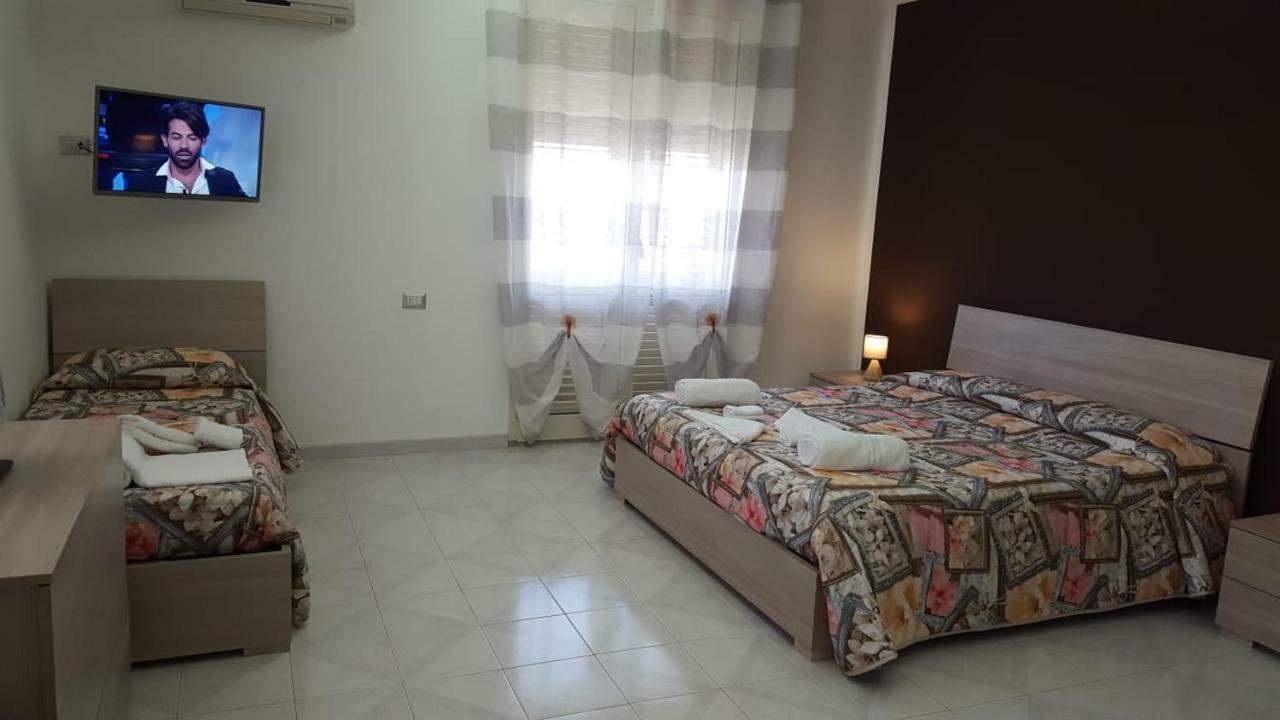 פקינו B&B La Rosa מראה חיצוני תמונה