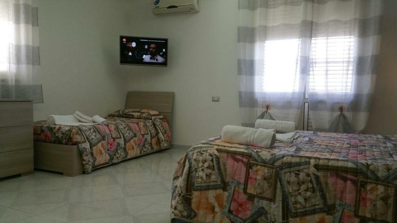פקינו B&B La Rosa מראה חיצוני תמונה