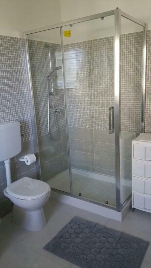 פקינו B&B La Rosa מראה חיצוני תמונה