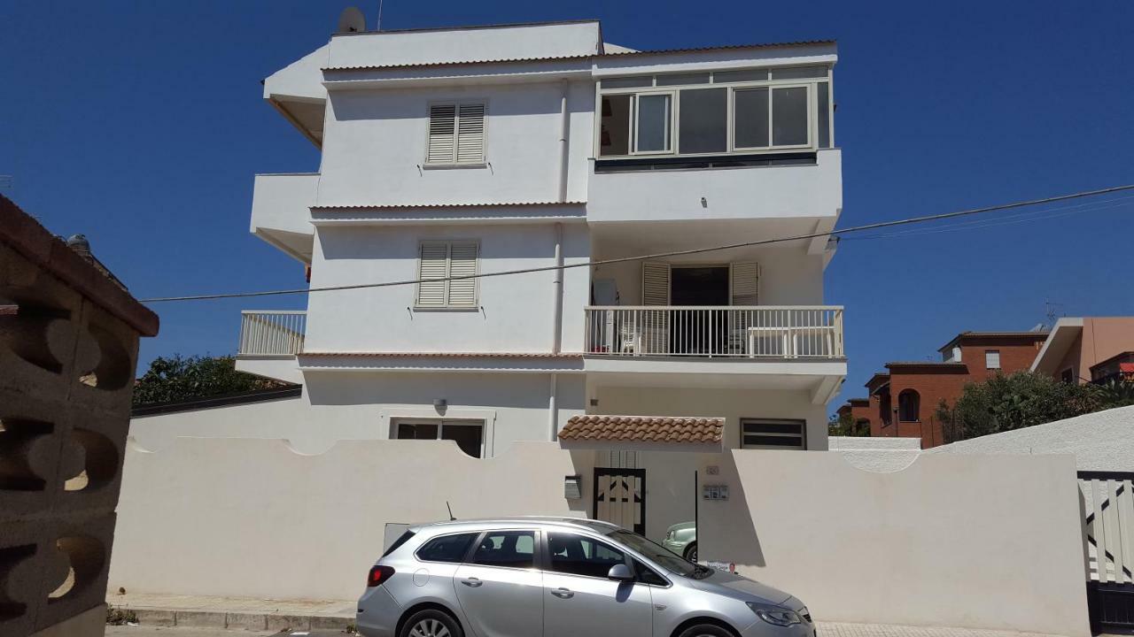 פקינו B&B La Rosa מראה חיצוני תמונה